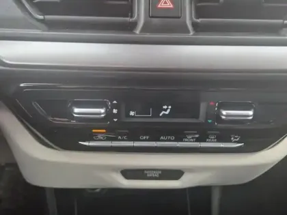 Photo 30 Suzuki Swift Gén. V Ph1 Pack 5