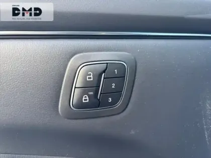 Photo 14 Ford Mustang mach-E  294ch Extended Range 91kWh Premium Propulsion