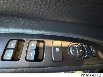 Photo 11 Kia Stonic  1.0 T-GDi 115ch MHEV Active Business DCT7