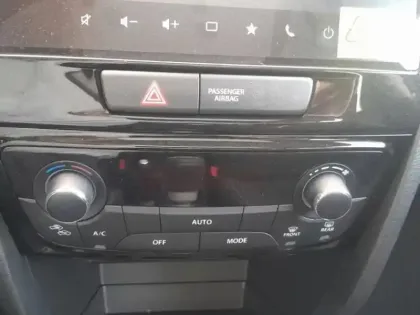 Photo 14 Suzuki Vitara  1.4 Boosterjet Hybrid 110ch Style Auto MY25