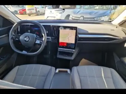 Photo 8 Renault Megane  E-Tech Electric EV60 130ch Evolution ER super charge -B