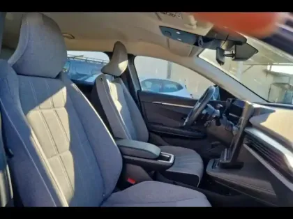 Photo 9 Renault Megane  E-Tech Electric EV60 130ch Evolution ER super charge -B