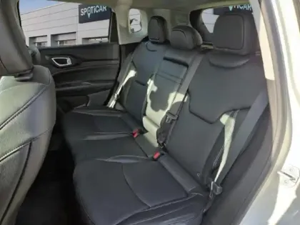 Photo 10 Jeep Compass  1.3 Turbo T4 240ch PHEV 4xe S AT6 eAWD