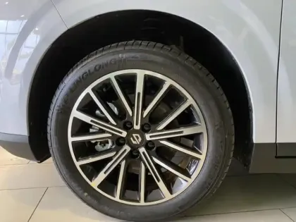 Photo 8 Leapmotor B10  BEV 218ch Pro Max 67,1 kWh Design