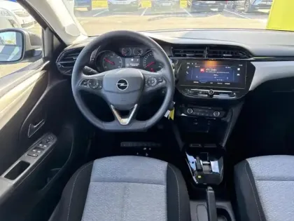 Photo 13 Opel Corsa  1.2 Turbo Hybrid 110ch Edition e-DCT6