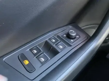 Photo 7 Volkswagen T-roc  2.0 TDI 150ch Style Exclusive DSG7