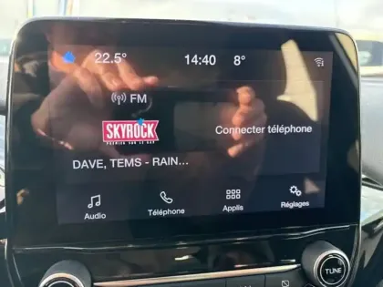 Photo 14 Ford Fiesta  1.0 EcoBoost Hybrid 125 ch Titanium Business Powershift 5p