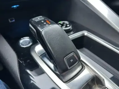 Photo 11 Peugeot 3008  1.2 PureTech 130ch E6.c Allure S&S EAT8