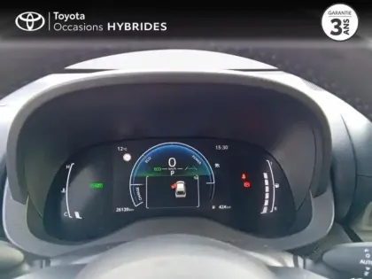 Photo 13 Toyota Yaris  Cross 116h Dynamic Business MC24