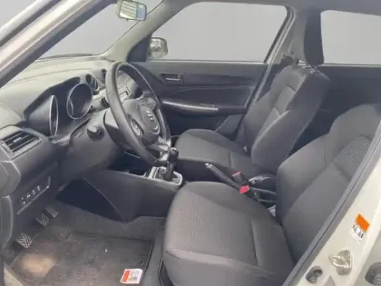 Photo 9 Suzuki Swift  1.2 Dualjet Hybrid 83ch Pack