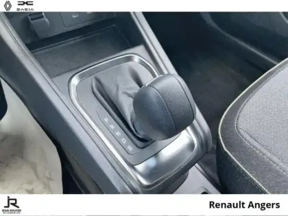 Photo 5 Renault Captur  E-Tech full hybrid 145ch Techno