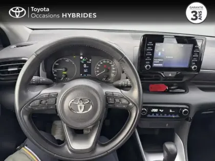 Photo 8 Toyota Yaris  116h Dynamic 5p MY22