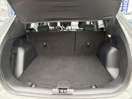 Photo 12 Ford Kuga  2.5 Duratec 190ch FHEV E85 Titanium BVA