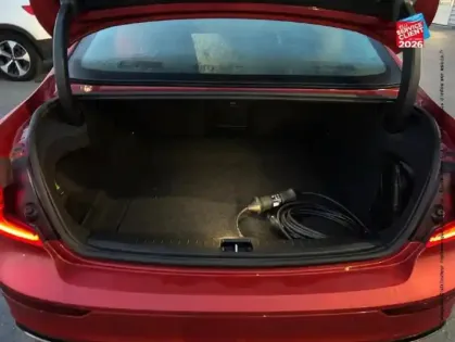 Photo 13 Volvo S60  T8 Twin Engine 303 + 87ch R-Design Geartronic 8