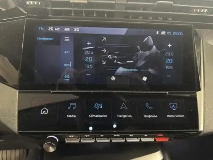 Photo 14 Peugeot 308  1.5 BlueHDi 130ch S&S Allure EAT8