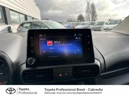 Photo 14 Toyota Proace  CITY Medium 130 D-4D Dynamic MC23