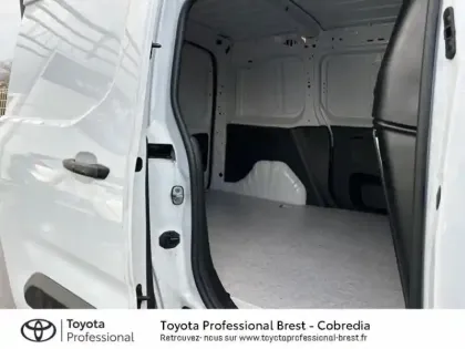 Photo 11 Toyota Proace  CITY Medium 130 D-4D Dynamic MC23