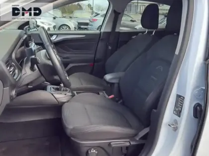 Photo 8 Ford Focus  Active 1.0 EcoBoost 125ch mHEV