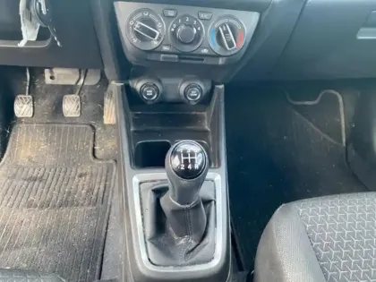 Photo 13 Suzuki Swift  1.2 Dualjet Hybrid 83ch Avantage