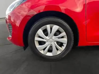 Photo 14 Suzuki Swift  1.2 Dualjet Hybrid 83ch Avantage