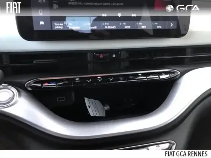 Photo 10 Fiat 500c  e 118ch Icône