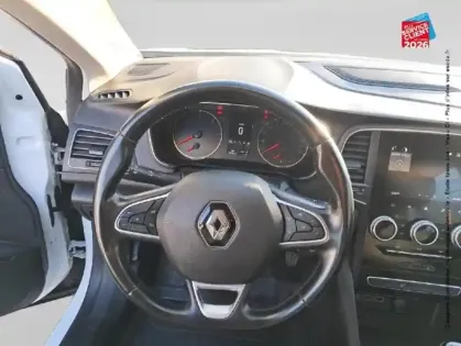 Photo 11 Renault Megane  Sté 1.5 Blue dCi 115ch Air Nav Réversible