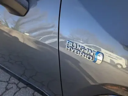 Photo 5 Toyota Rav4 Gén. V Ph1 Collection 5