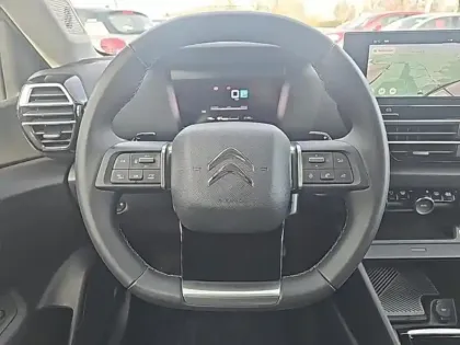 Photo 12 Citroën C4  1.2 Hybride 136ch S&S MAX Automatique