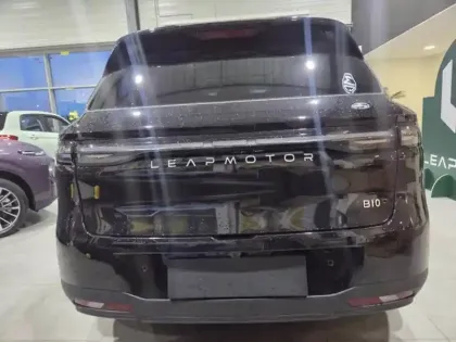 Photo 5 Leapmotor B10  BEV 218ch Pro Max 67,1 kWh Design