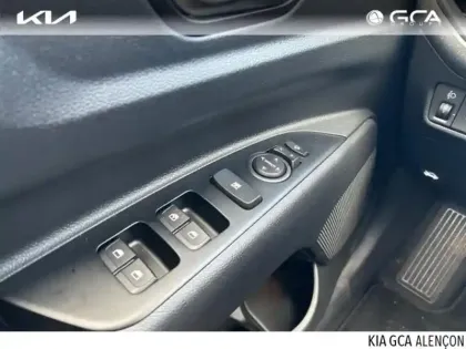 Photo 11 Kia Stonic  1.0 T-GDi 115ch MHEV Active Business DCT7