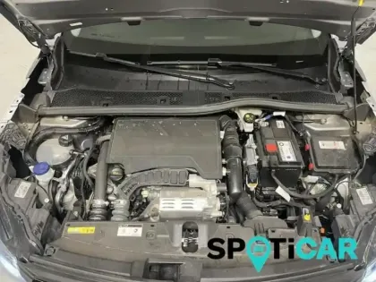 Photo 9 Peugeot 2008  1.2 PureTech 100ch S&S Style