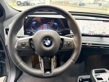 Photo 11 BMW Ix  xDrive60 544ch M Sport