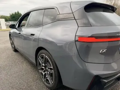 Photo 13 BMW Ix  xDrive60 544ch M Sport