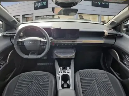 Photo 8 Lancia Ypsilon  1.2 Ibrida 100ch LX eDCT6