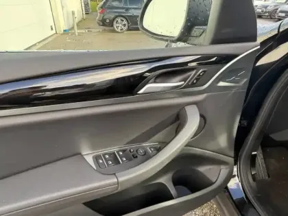 Photo 5 BMW X3  sDrive18d 150ch xLine