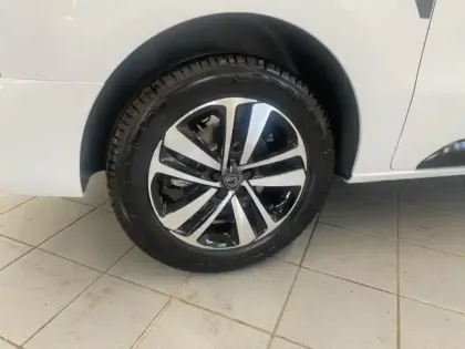 Photo 12 Peugeot Expert  Fg M 2.2 Diesel 180ch Tech Edition automatique