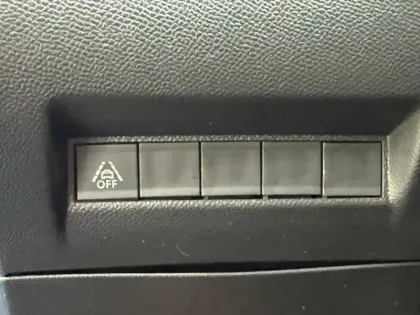 Photo 10 Peugeot 208  1.2 PureTech 100ch S&S GT