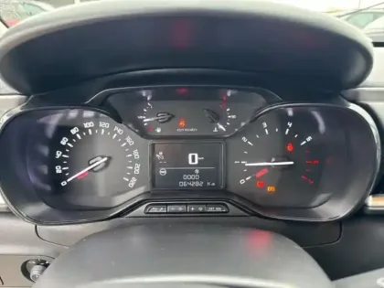 Photo 13 Citroën C3  1.2 PureTech 83ch S&S  Feel Business