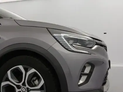 Photo 10 Renault Captur  1.6 E-Tech hybride 145ch Techno Fast Track