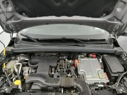 Photo 11 Renault Captur  1.6 E-Tech hybride 145ch Techno Fast Track