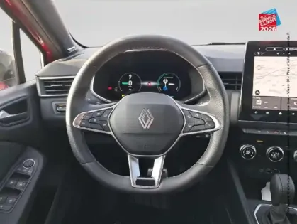 Photo 11 Renault Clio  1.6 E-Tech 145ch full hybrid esprit Alpine - 25