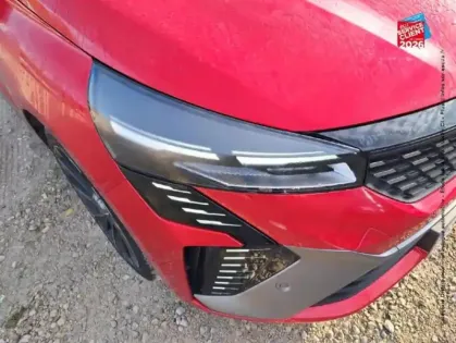 Photo 12 Renault Clio  1.6 E-Tech 145ch full hybrid esprit Alpine - 25