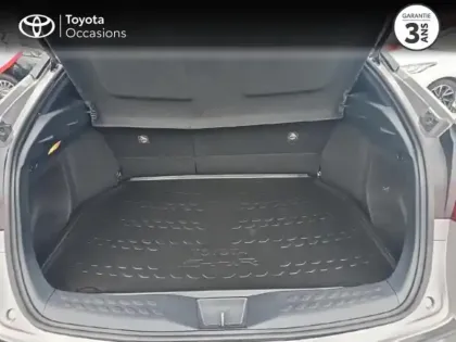 Photo 9 Toyota C-HR  122h Design 2WD E-CVT RC18