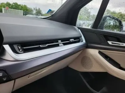 Photo 7 BMW Serie 2 Série 2 ActiveTourer 225e 245ch xDrive M Sport DKG7