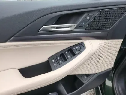 Photo 8 BMW Serie 2 Série 2 ActiveTourer 225e 245ch xDrive M Sport DKG7