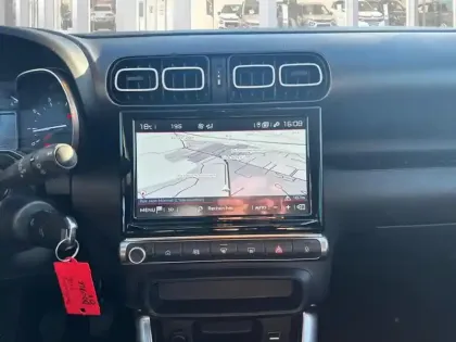 Photo 10 Citroën C3 Aircross  PureTech 110 S&S BVM6 Shine