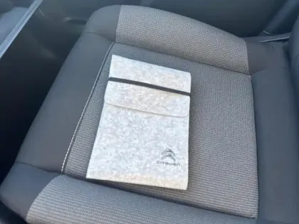 Photo 15 Citroën C3 Aircross  PureTech 110 S&S BVM6 Shine