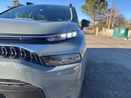 Photo 13 Citroën C3 Aircross  PureTech 110 S&S BVM6 Shine