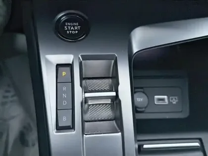 Photo 23 Peugeot 308  PHEV 180 e-EAT8 GT