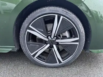 Photo 14 Peugeot 308  PHEV 180 e-EAT8 GT